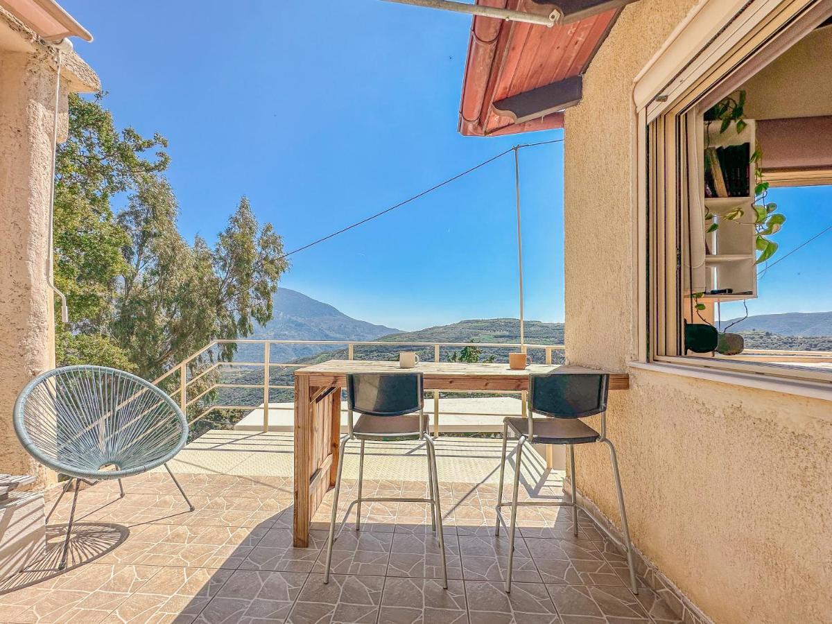Mountain Bliss Guesthouse 1 Next To Sougia Agriles Buitenkant foto